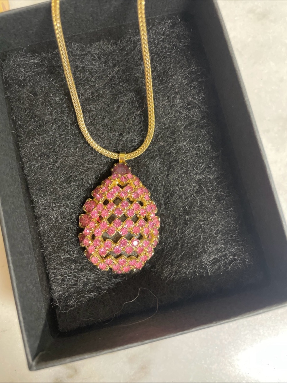 Unmarked purple rhinestone vintage antique Crystal Egg/Pineapple Pendant Neck 10